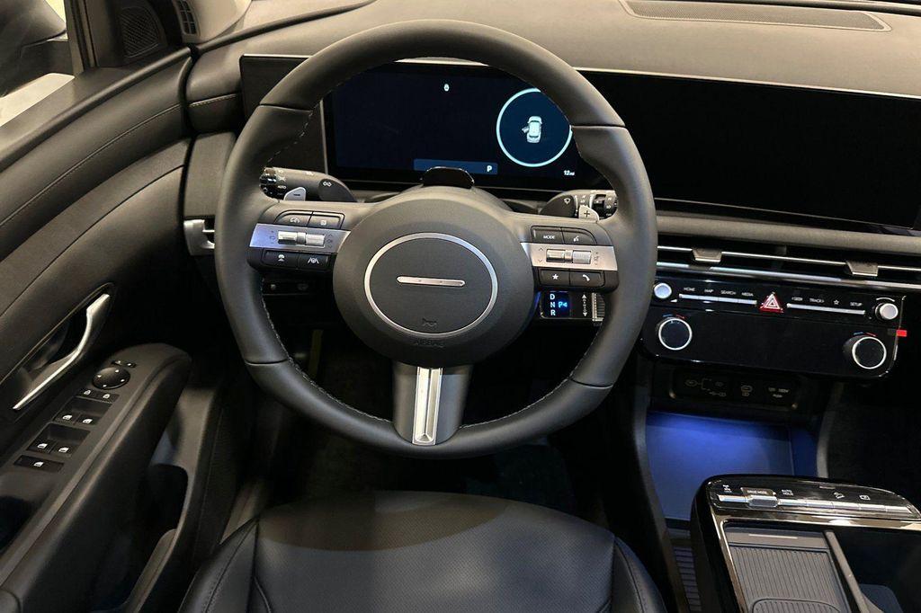 new 2025 Hyundai TUCSON Hybrid car, priced at $32,115