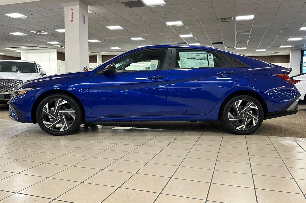 new 2025 Hyundai ELANTRA HEV car, priced at $24,100