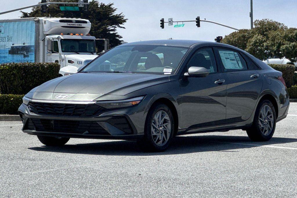 new 2025 Hyundai ELANTRA HEV car, priced at $22,730