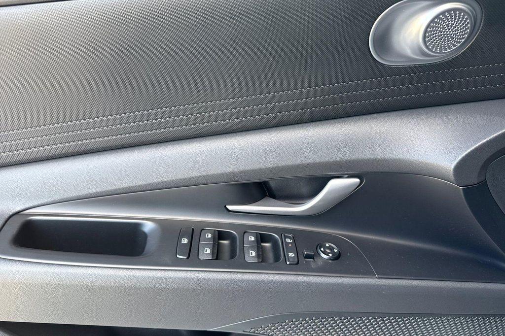 new 2025 Hyundai ELANTRA HEV car, priced at $22,730