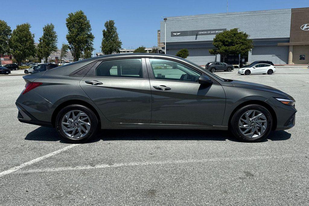 new 2025 Hyundai ELANTRA HEV car, priced at $22,730