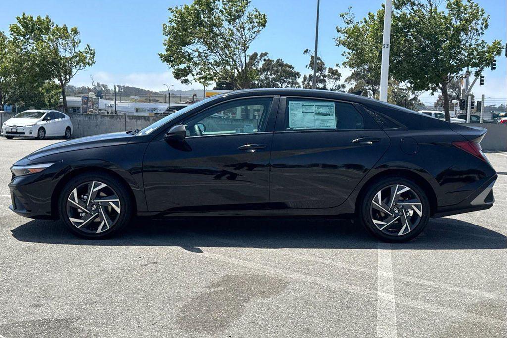new 2025 Hyundai ELANTRA HEV car, priced at $24,280