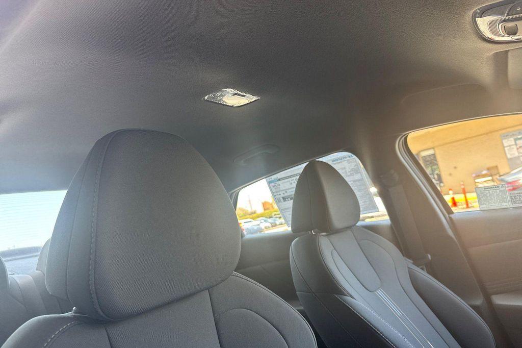 new 2025 Hyundai ELANTRA HEV car, priced at $24,280