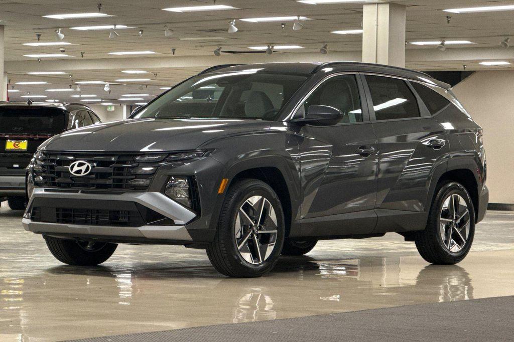new 2026 Hyundai TUCSON Hybrid car, priced at $31,675