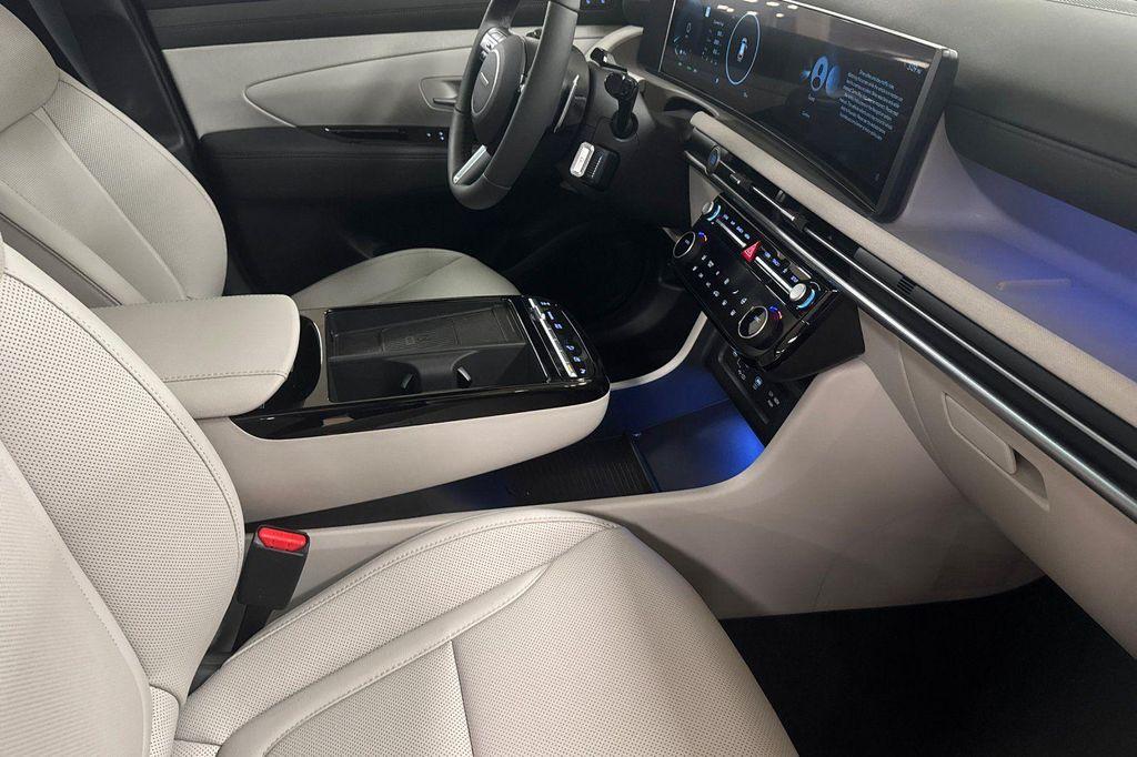 new 2026 Hyundai TUCSON Hybrid car, priced at $40,010