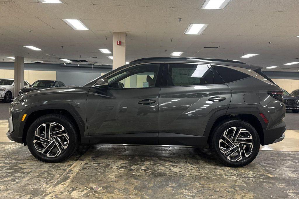 new 2026 Hyundai TUCSON Hybrid car, priced at $40,010