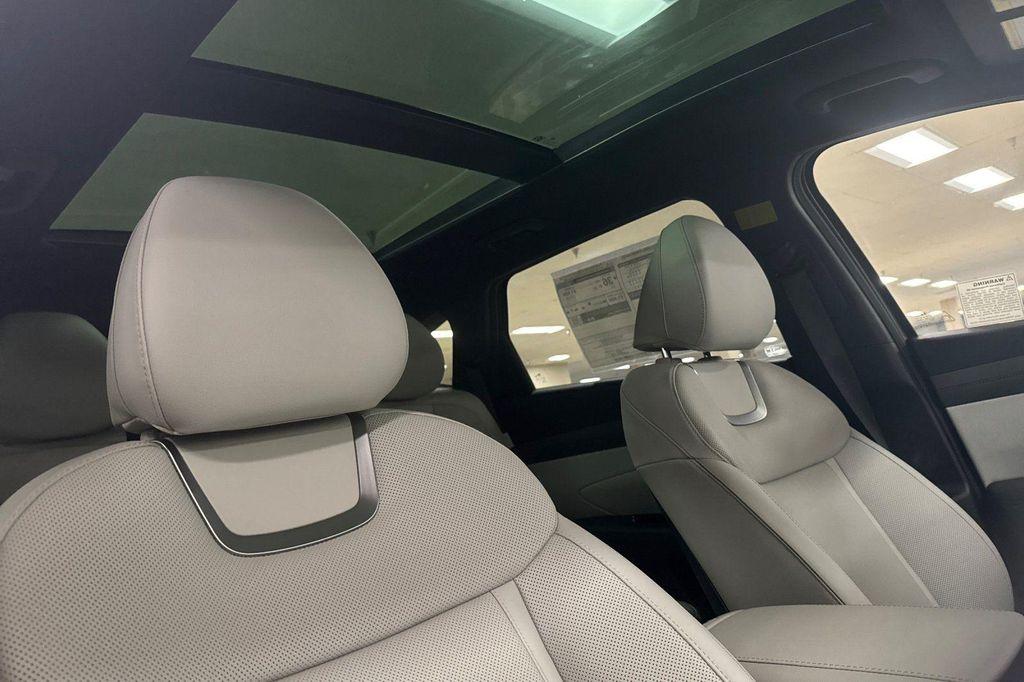 new 2026 Hyundai TUCSON Hybrid car, priced at $40,010