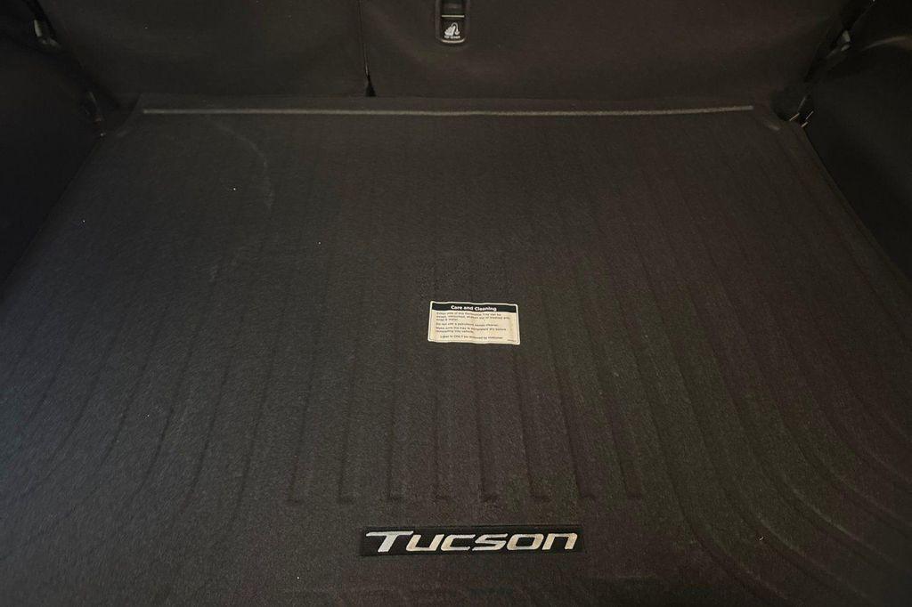 new 2026 Hyundai TUCSON Hybrid car, priced at $40,010