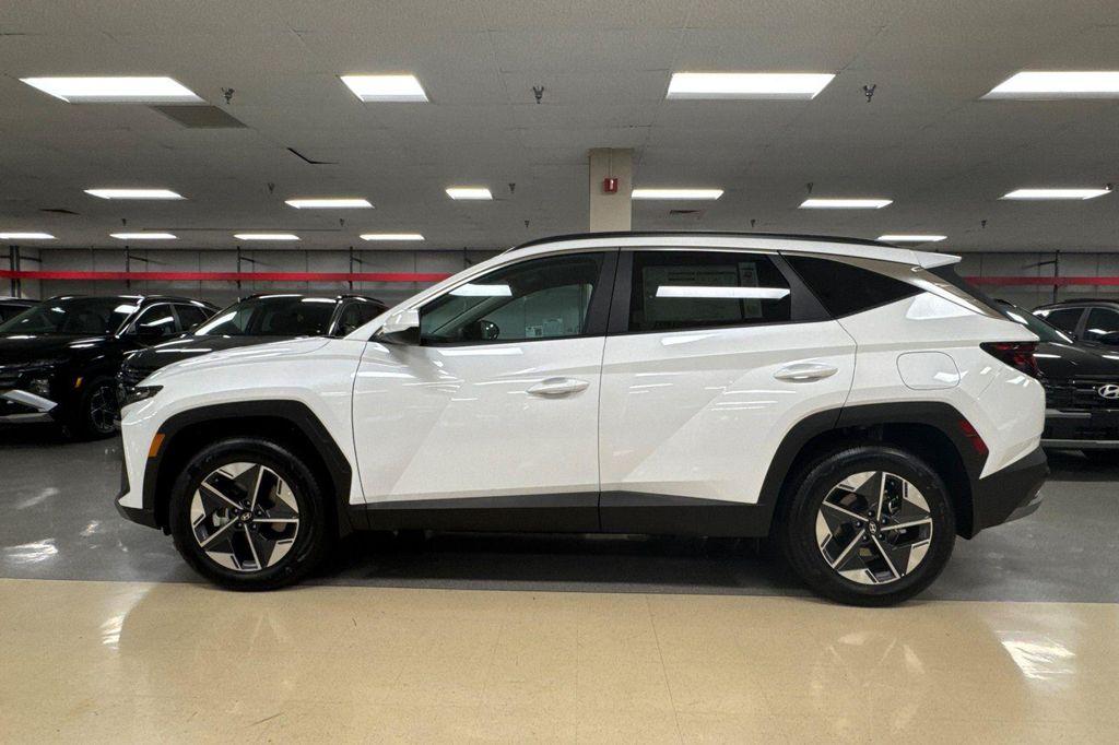 new 2025 Hyundai TUCSON Plug-In Hybrid car, priced at $38,875