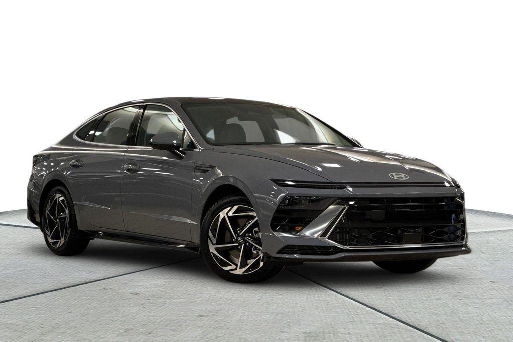 new 2025 Hyundai Sonata car, priced at $29,095