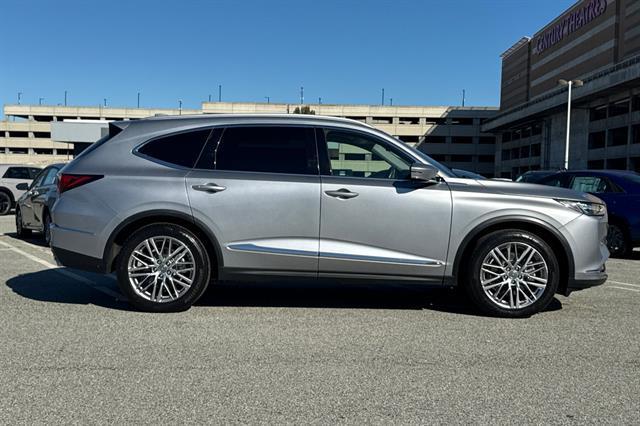used 2022 Acura MDX car, priced at $36,998