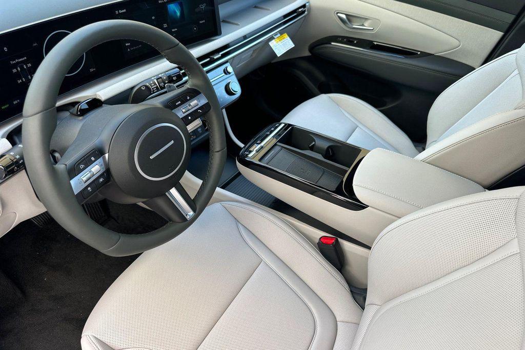 new 2025 Hyundai TUCSON Hybrid car, priced at $37,640