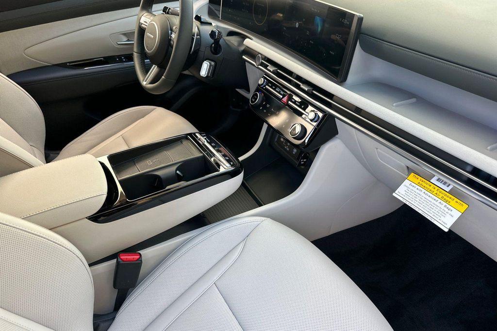 new 2025 Hyundai TUCSON Hybrid car, priced at $37,640