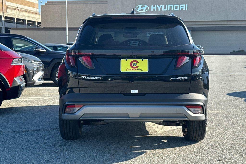 new 2026 Hyundai TUCSON Hybrid car, priced at $31,610