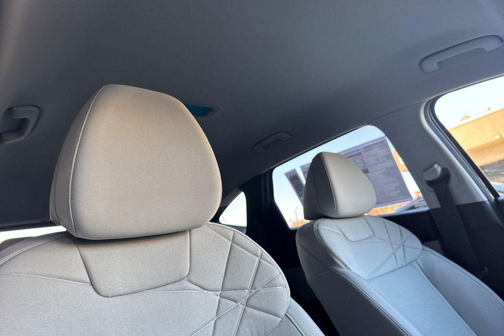 new 2026 Hyundai TUCSON Hybrid car, priced at $31,610