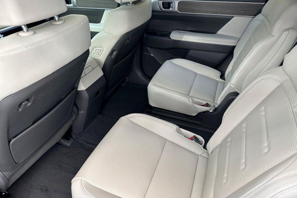 new 2025 Hyundai SANTA FE HEV car, priced at $43,664