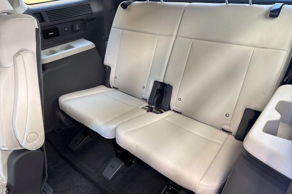 new 2025 Hyundai SANTA FE HEV car, priced at $43,664