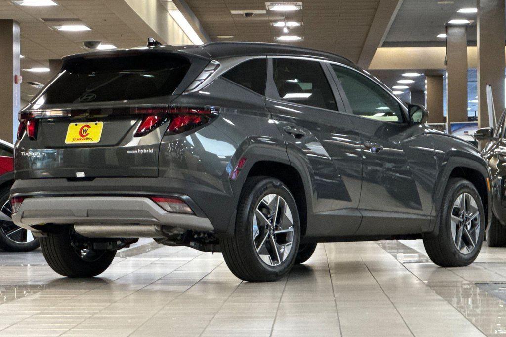 new 2026 Hyundai TUCSON Hybrid car, priced at $31,475