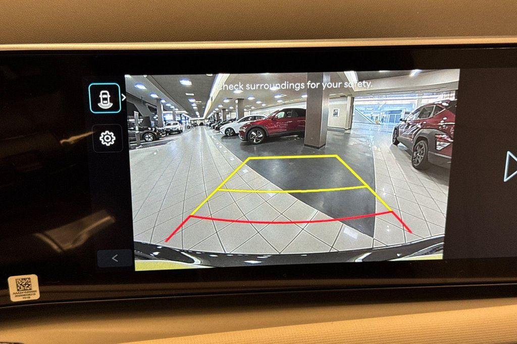 new 2026 Hyundai TUCSON Hybrid car, priced at $31,475