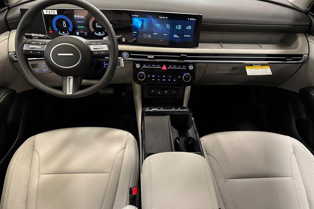 new 2026 Hyundai TUCSON Hybrid car, priced at $31,475