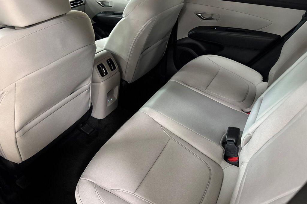 new 2026 Hyundai TUCSON Hybrid car, priced at $31,475