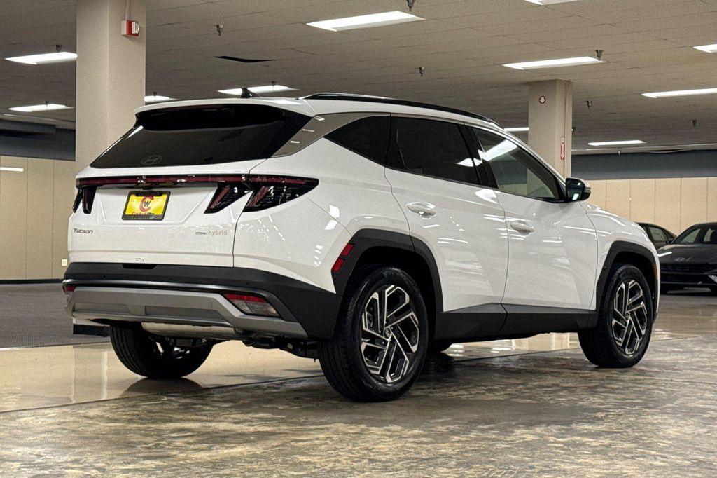 new 2026 Hyundai TUCSON Hybrid car, priced at $40,510