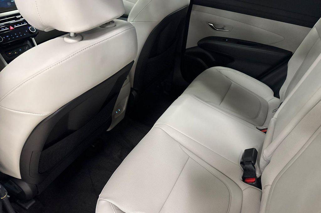 new 2025 Hyundai TUCSON Hybrid car, priced at $33,380