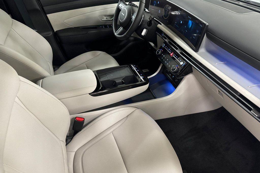 new 2025 Hyundai TUCSON Hybrid car, priced at $33,380