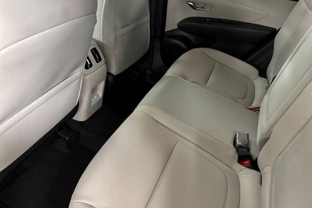 new 2026 Hyundai TUCSON Hybrid car, priced at $32,145