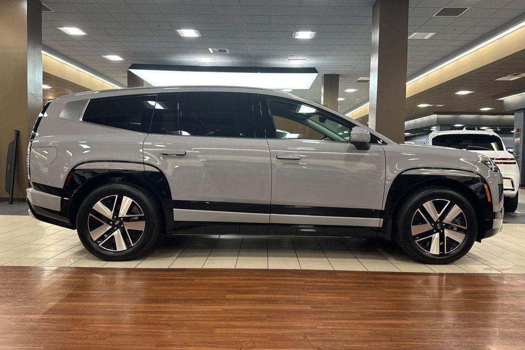 new 2026 Hyundai IONIQ 9 car, priced at $61,775