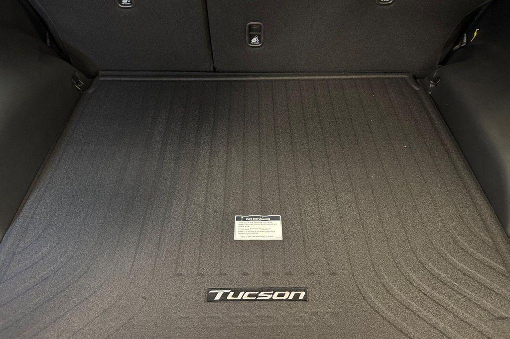 new 2025 Hyundai TUCSON Plug-In Hybrid car, priced at $46,690