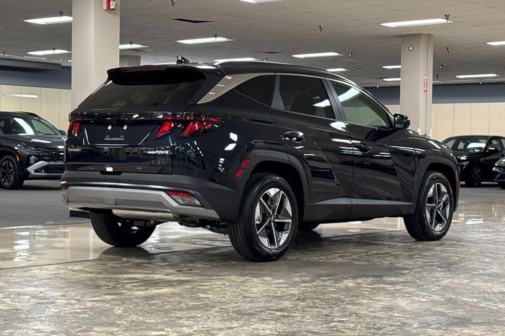 new 2026 Hyundai TUCSON Hybrid car, priced at $32,175