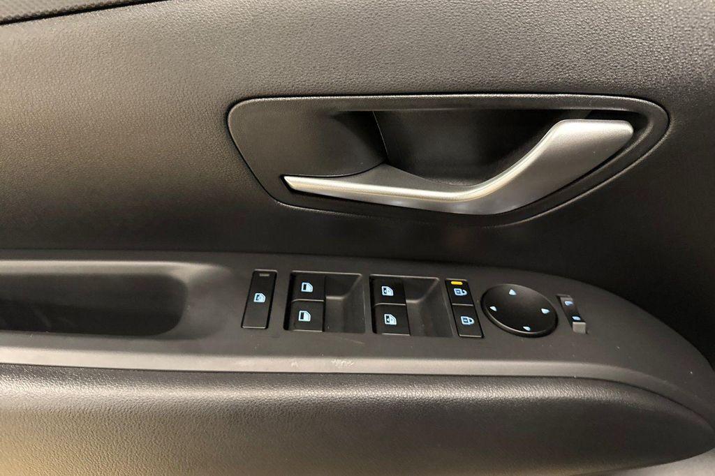 new 2026 Hyundai TUCSON Hybrid car, priced at $32,175