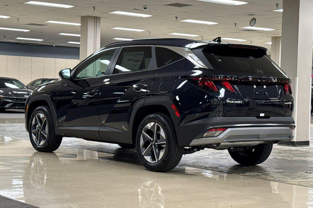 new 2026 Hyundai TUCSON Hybrid car, priced at $32,175