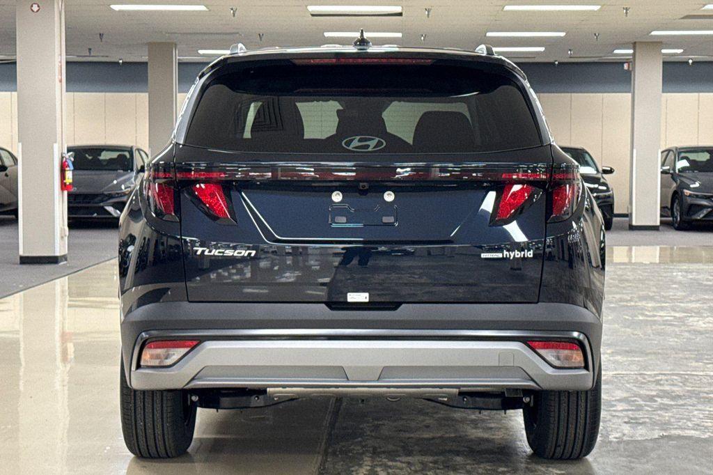 new 2026 Hyundai TUCSON Hybrid car, priced at $32,175