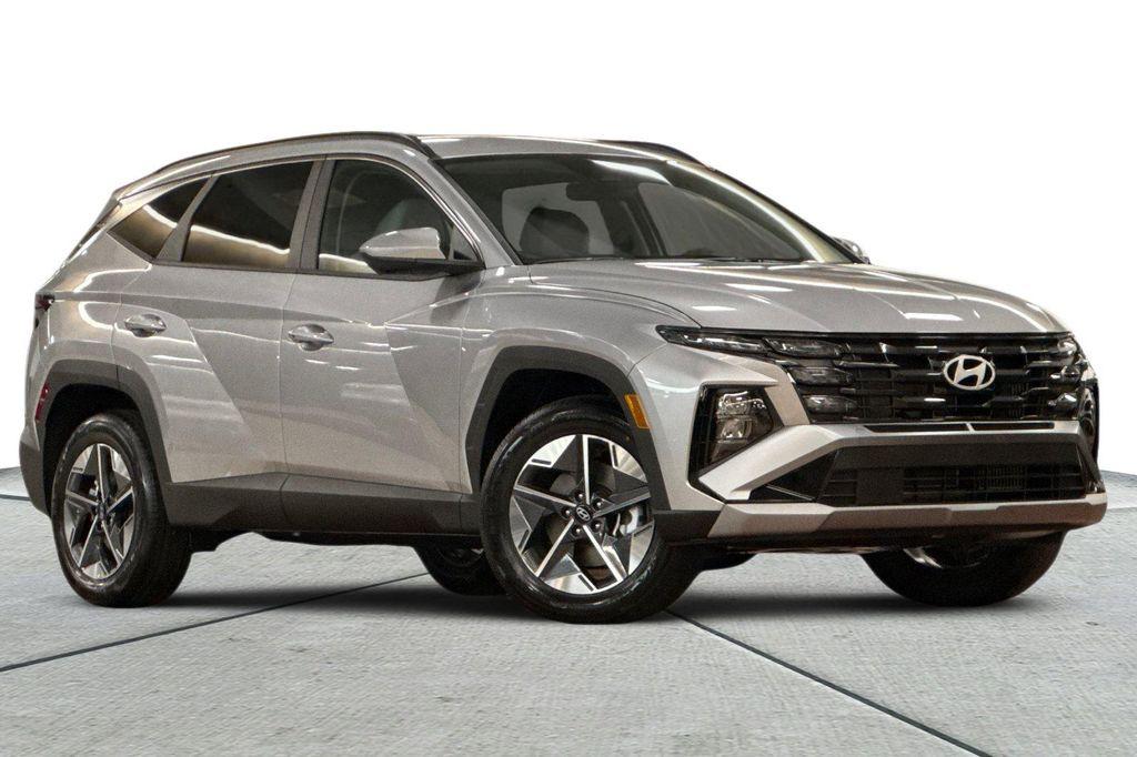new 2026 Hyundai TUCSON Hybrid car, priced at $31,610
