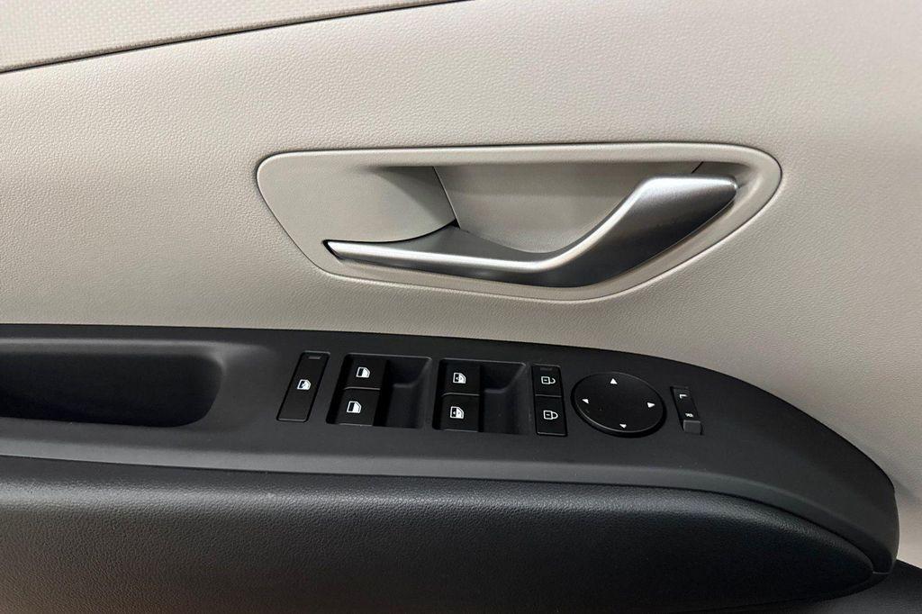 new 2026 Hyundai TUCSON Hybrid car, priced at $31,610