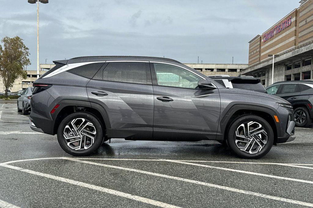 new 2025 Hyundai TUCSON Hybrid car, priced at $38,170