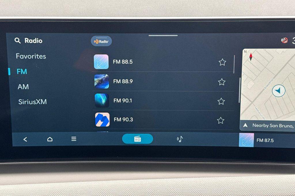 new 2025 Hyundai TUCSON Hybrid car, priced at $38,170