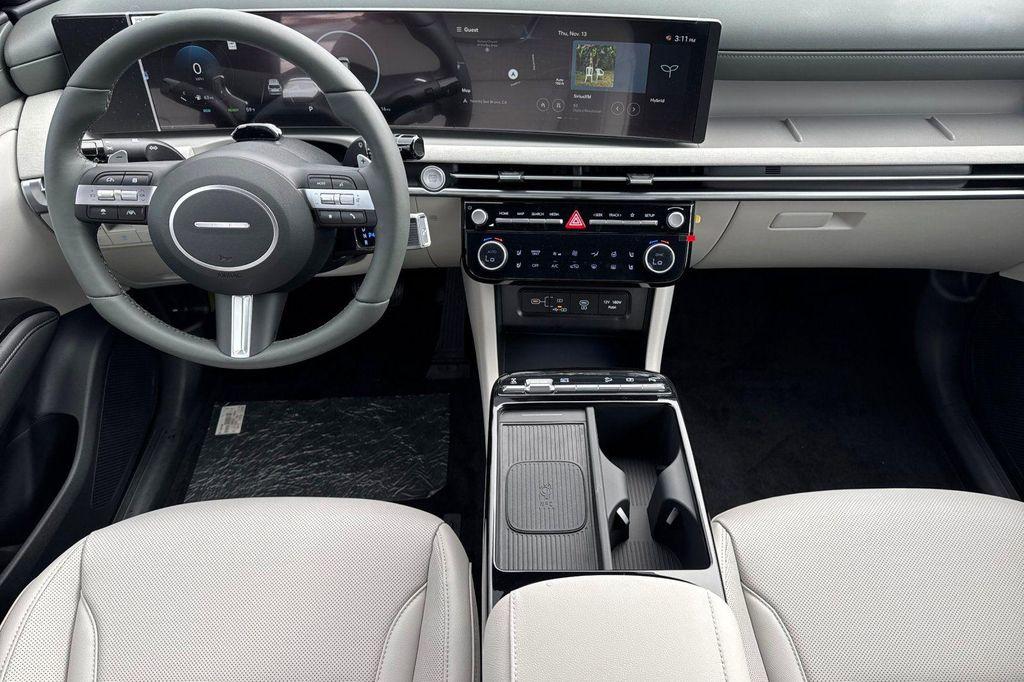 new 2025 Hyundai TUCSON Hybrid car, priced at $38,170