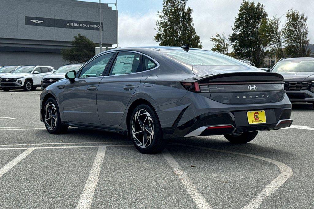 new 2025 Hyundai Sonata car, priced at $29,075