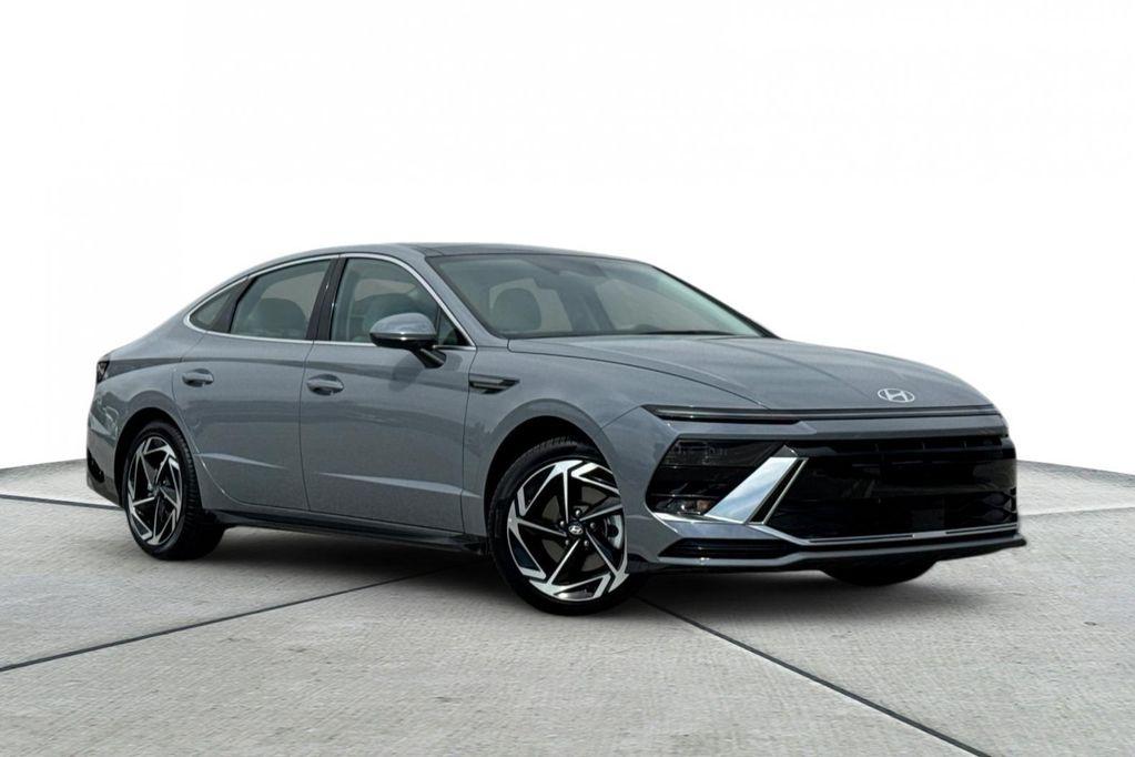 new 2025 Hyundai Sonata car, priced at $29,075