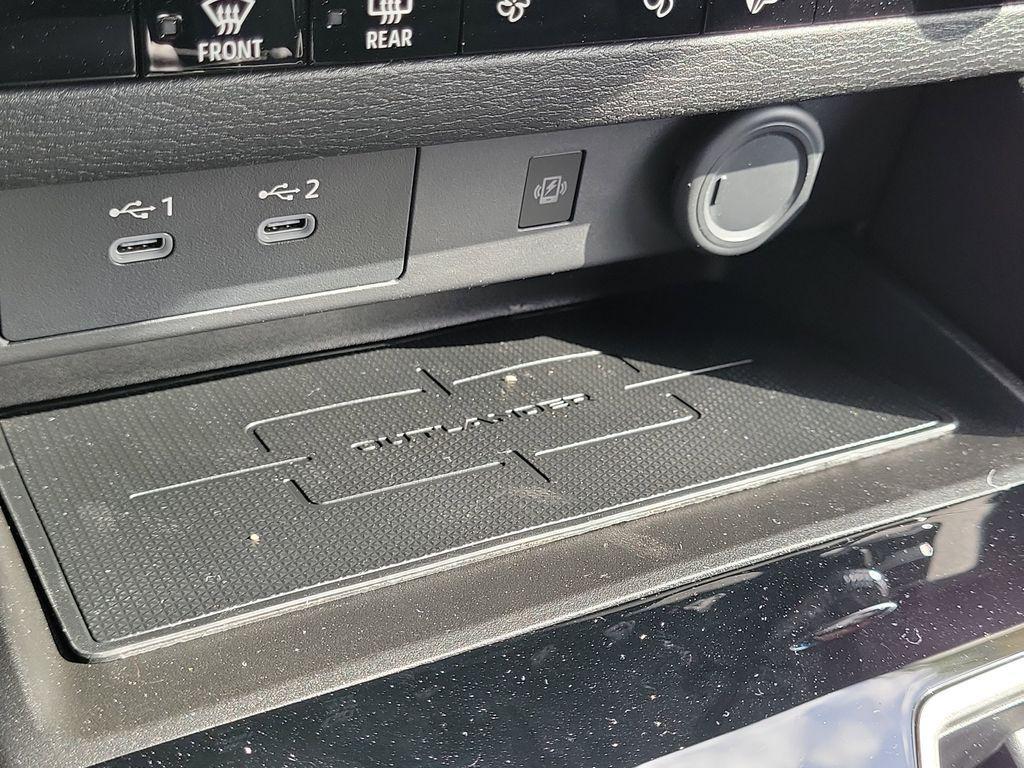 new 2025 Mitsubishi Outlander car, priced at $30,785