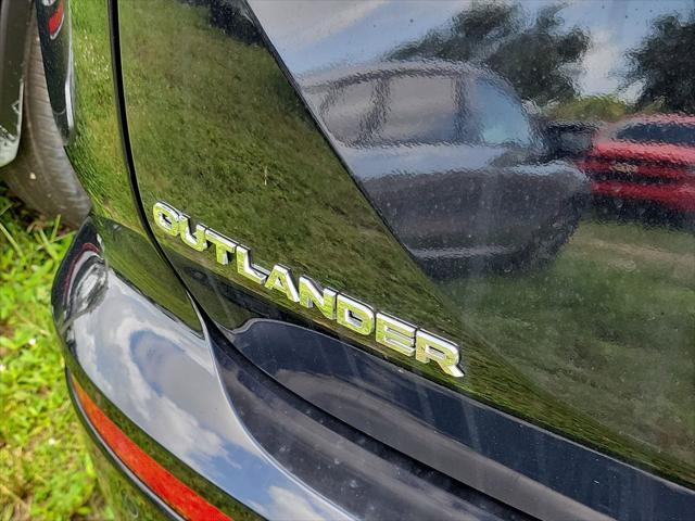 new 2025 Mitsubishi Outlander car, priced at $30,105