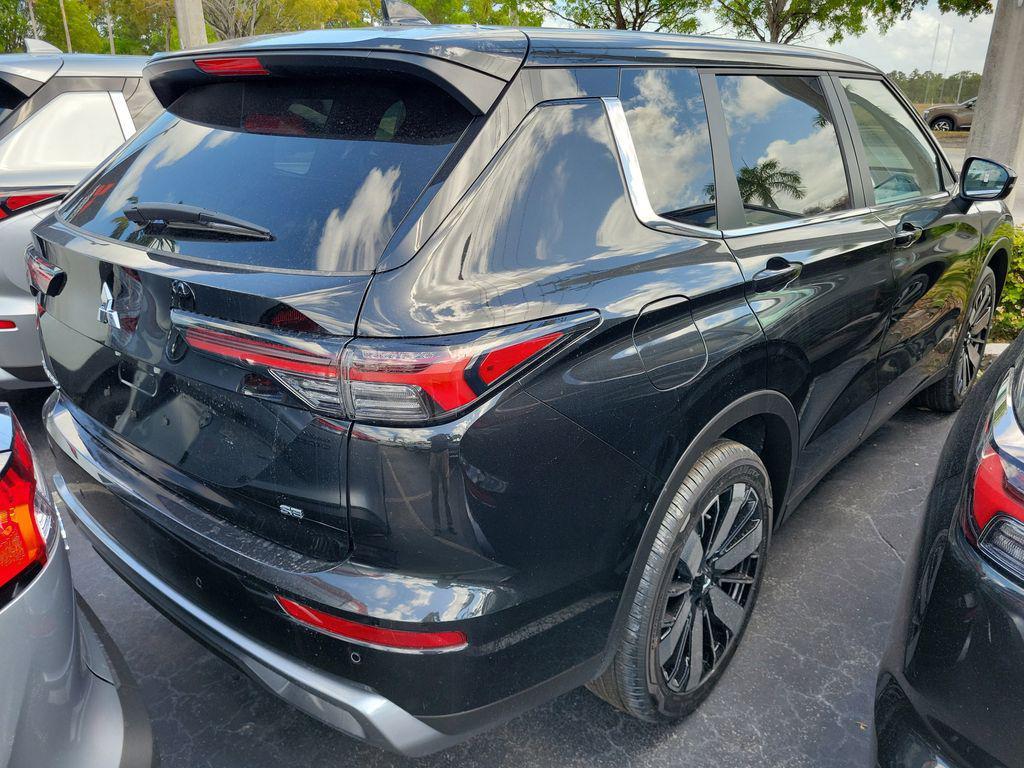 new 2025 Mitsubishi Outlander car, priced at $30,485