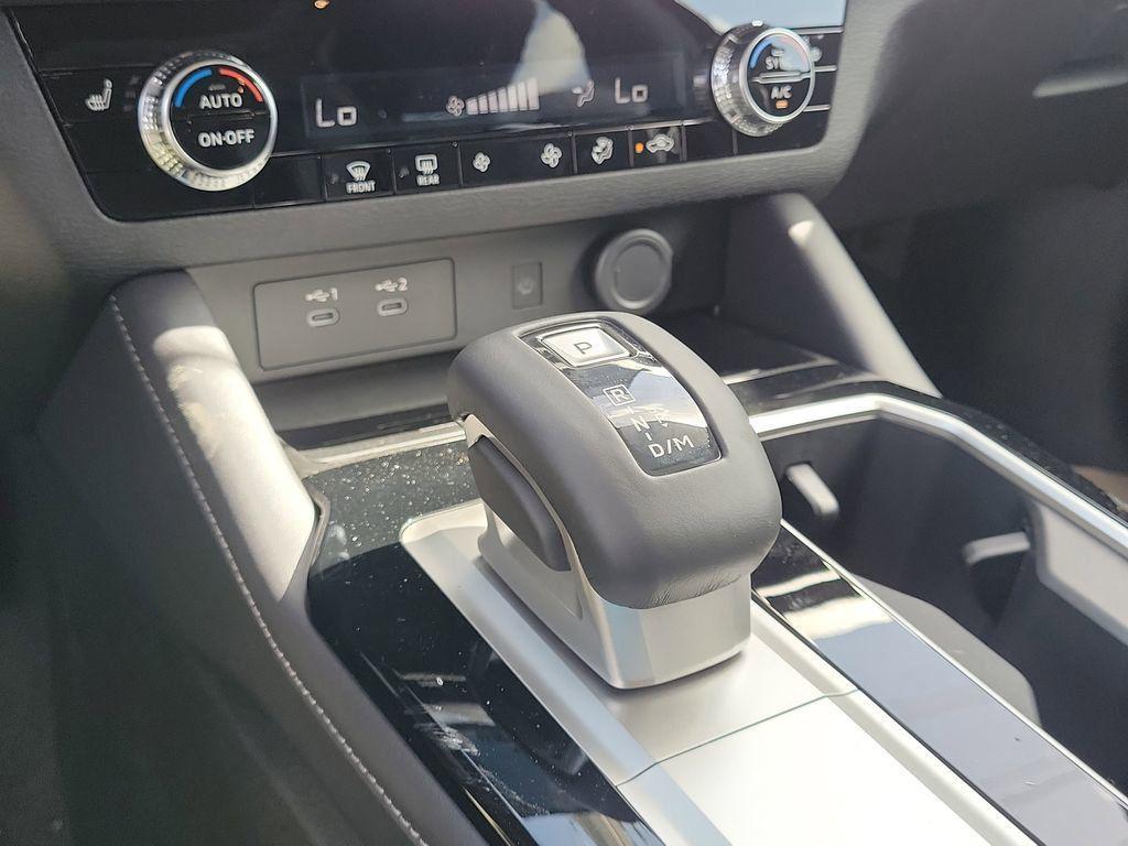 new 2025 Mitsubishi Outlander car, priced at $34,940