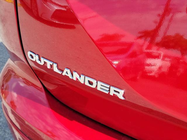 new 2025 Mitsubishi Outlander car, priced at $33,205