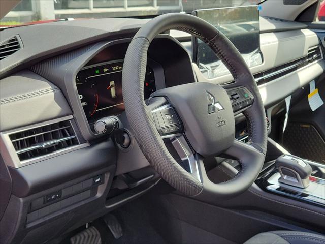 new 2025 Mitsubishi Outlander car, priced at $33,205