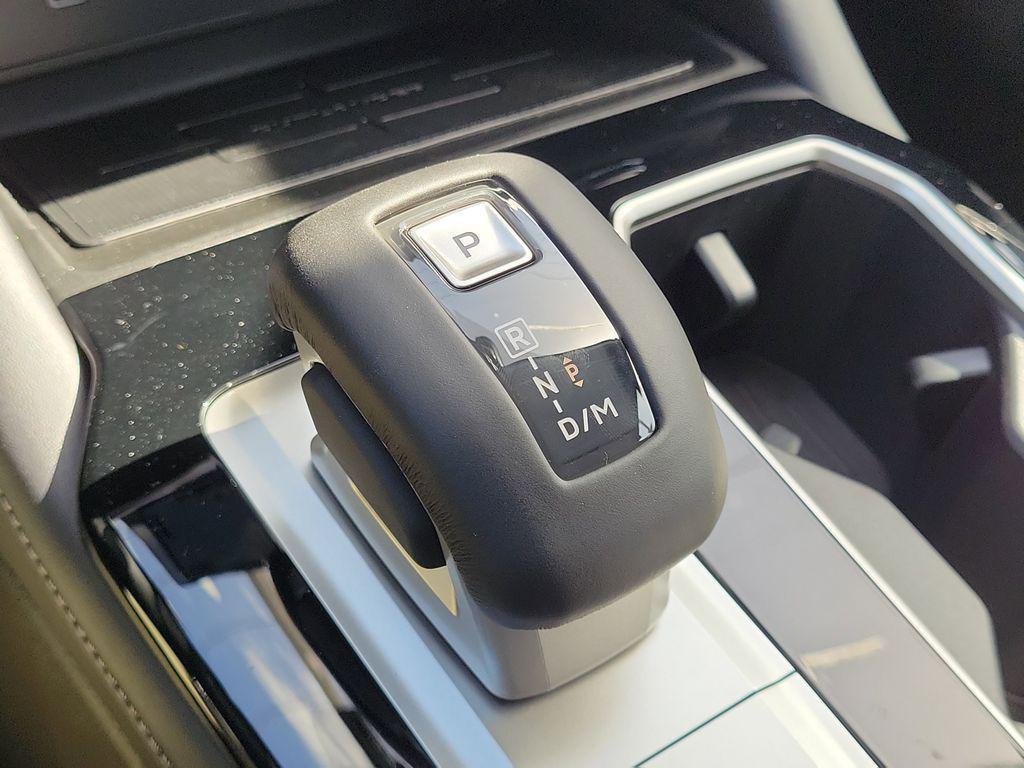 new 2025 Mitsubishi Outlander car, priced at $30,105
