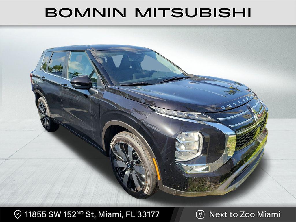 new 2025 Mitsubishi Outlander car, priced at $30,105